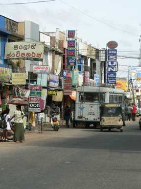 Straatbeeld in Negombo